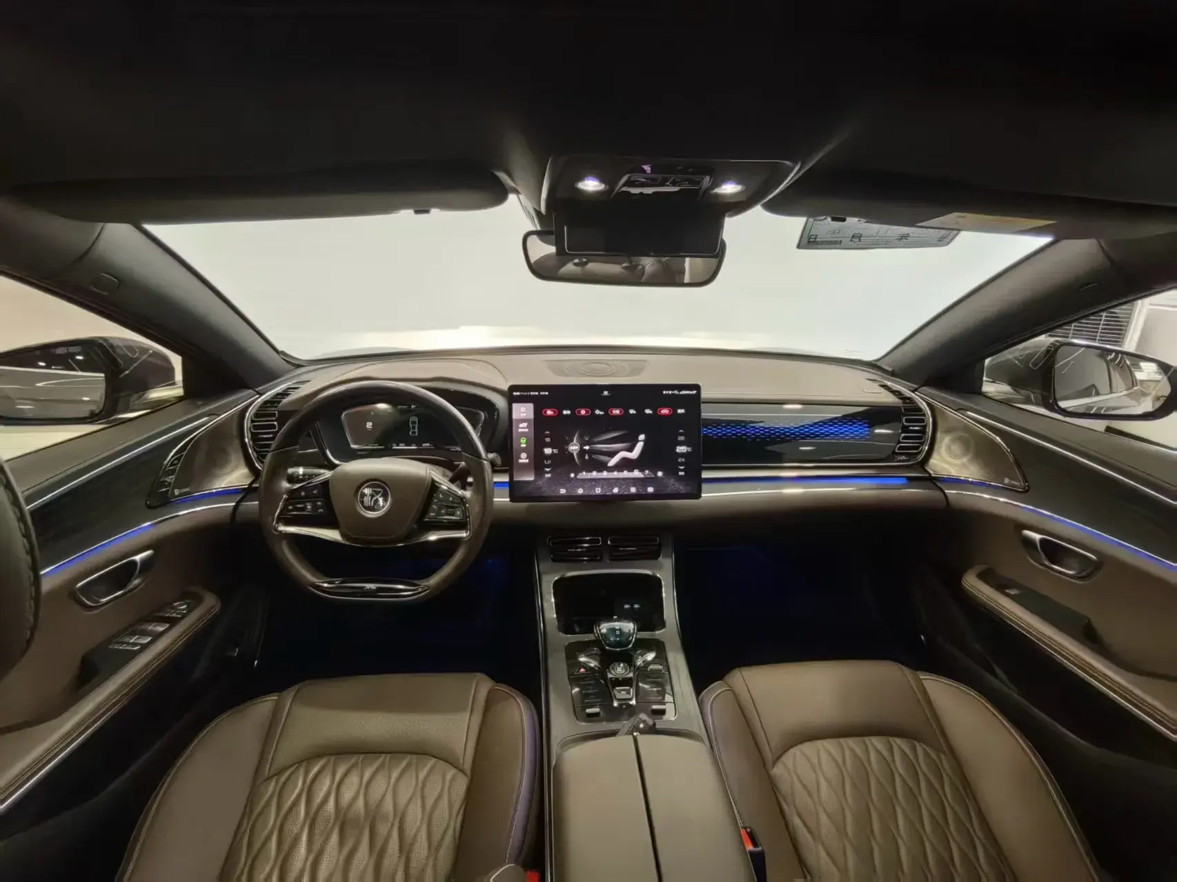 2020 BYD HAN thumbnail 3