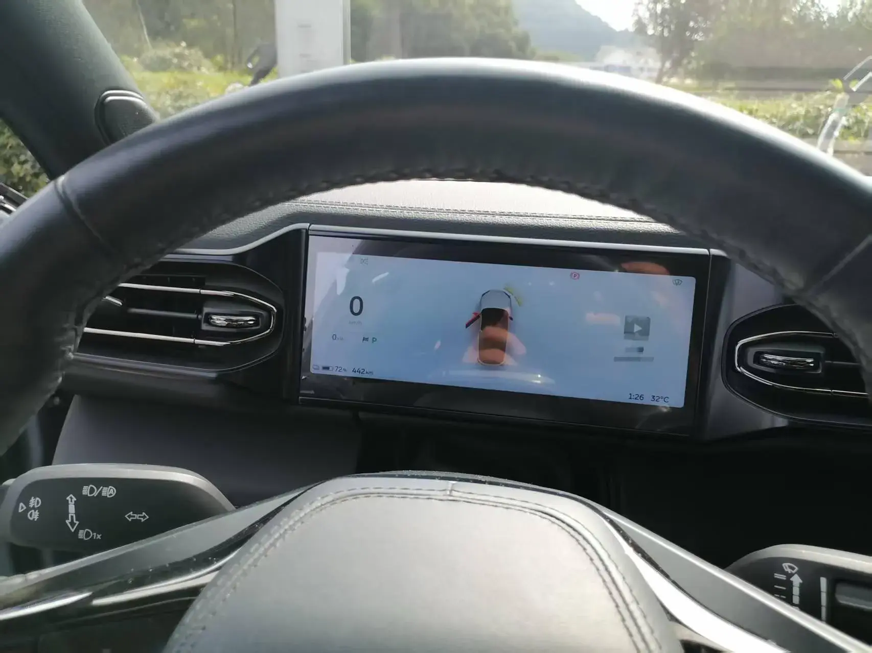 2020 NIO ES6 thumbnail 3