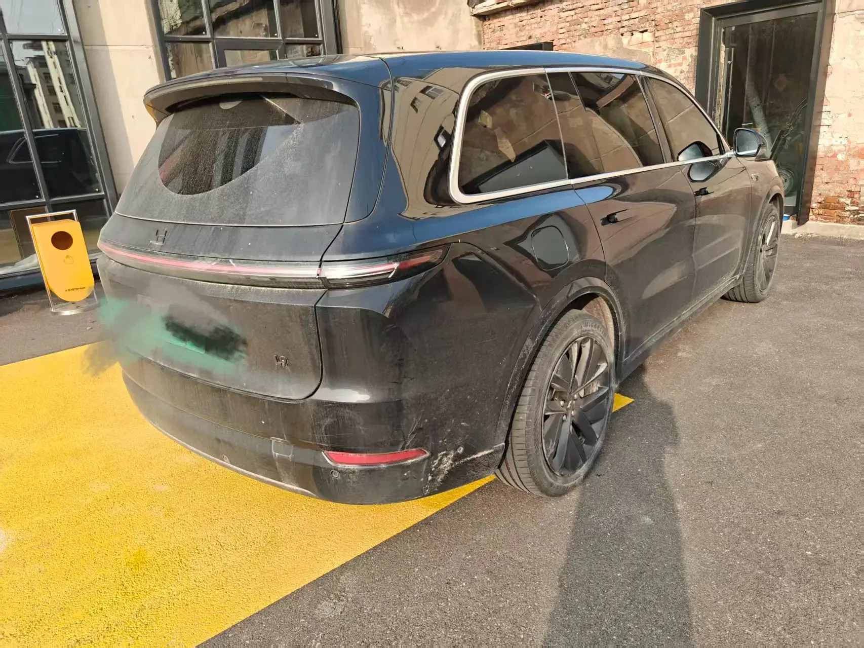 2022 LI L9 thumbnail 4