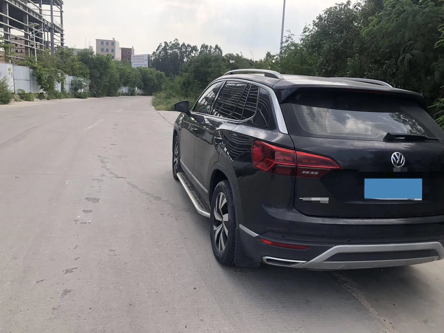 2019 VOLKSWAGEN TAYRON thumbnail 3