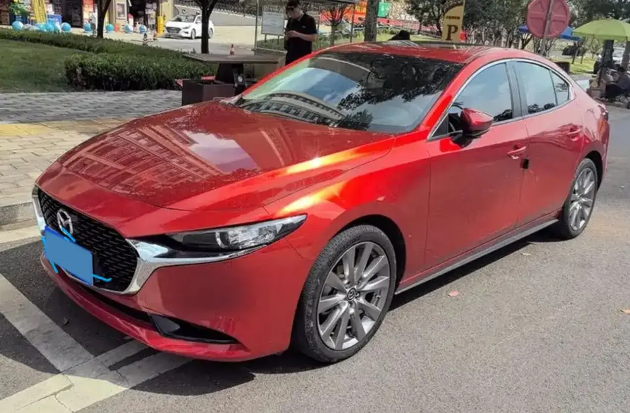 2021 MAZDA 3 view 1