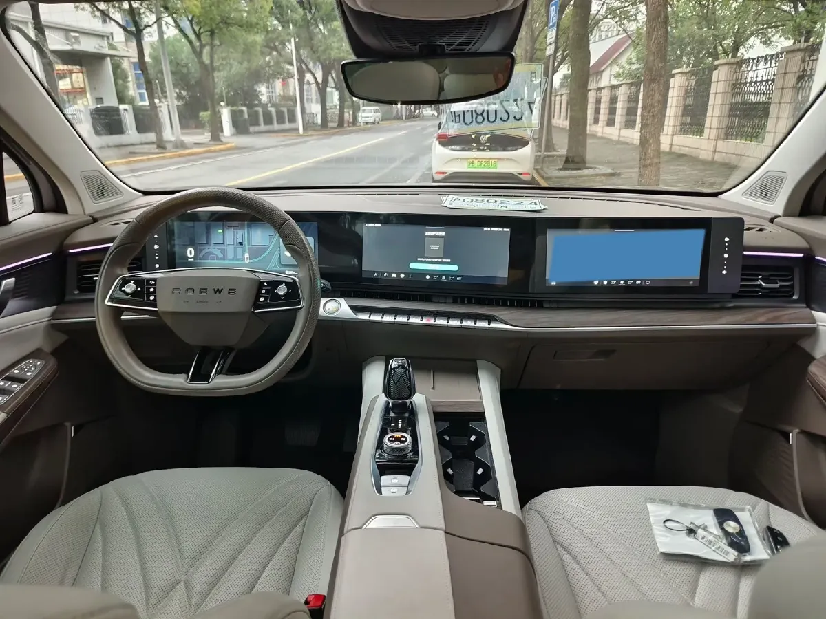 2023 Roewe RX9 2.0T 242HP L4 9AT,autocango,china used car exporter,china ev exporter,chinese used car exporter,chinese used ev exporter