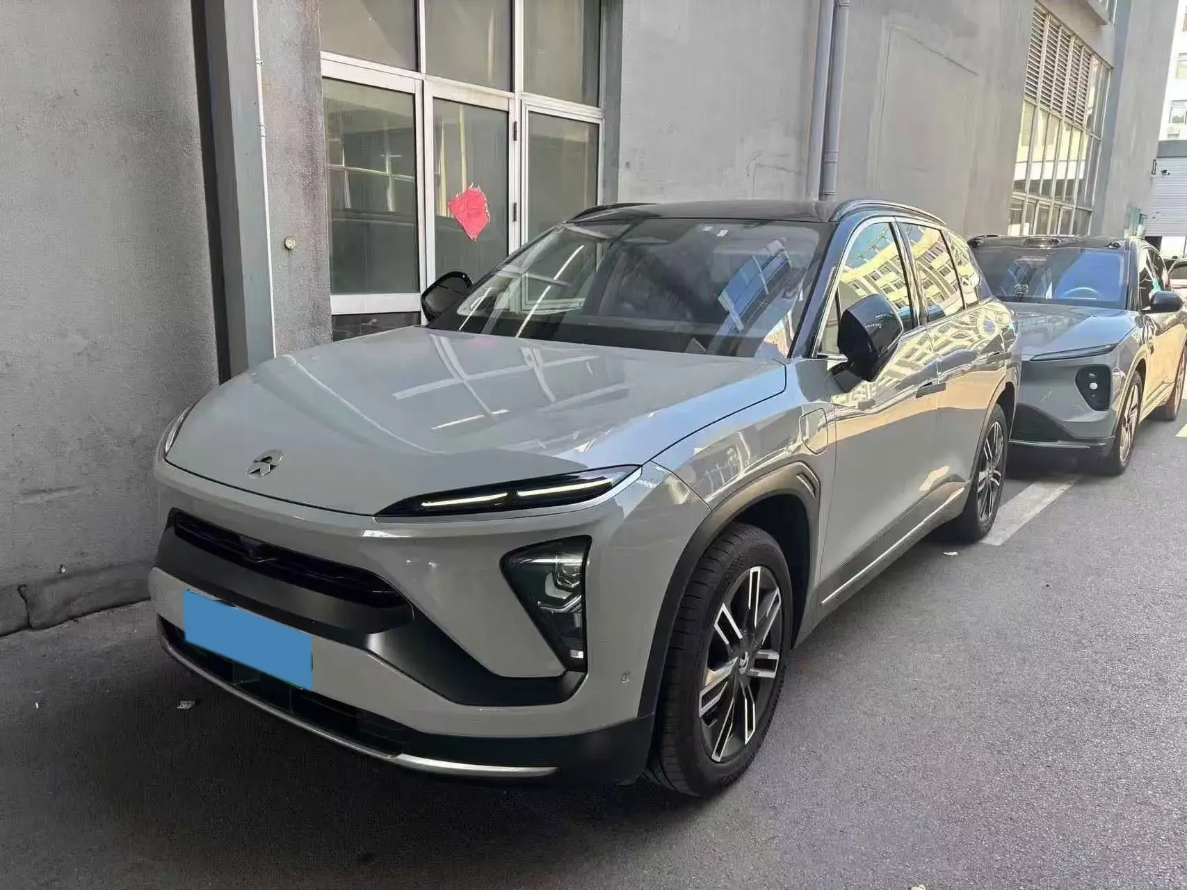 2019 NIO ES6 view 1