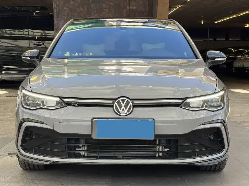 2023 VOLKSWAGEN GOLF thumbnail 2