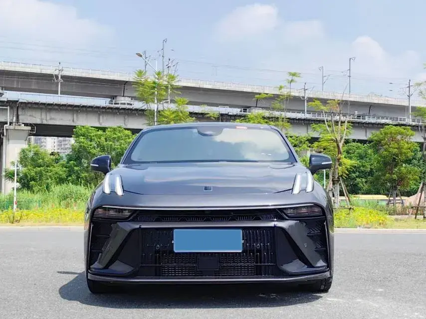 2023 LYNK&CO 03 thumbnail 2