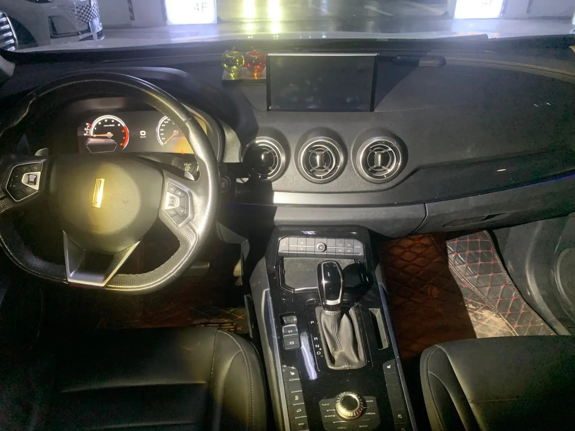 2017 ZOTYE T700 thumbnail 4