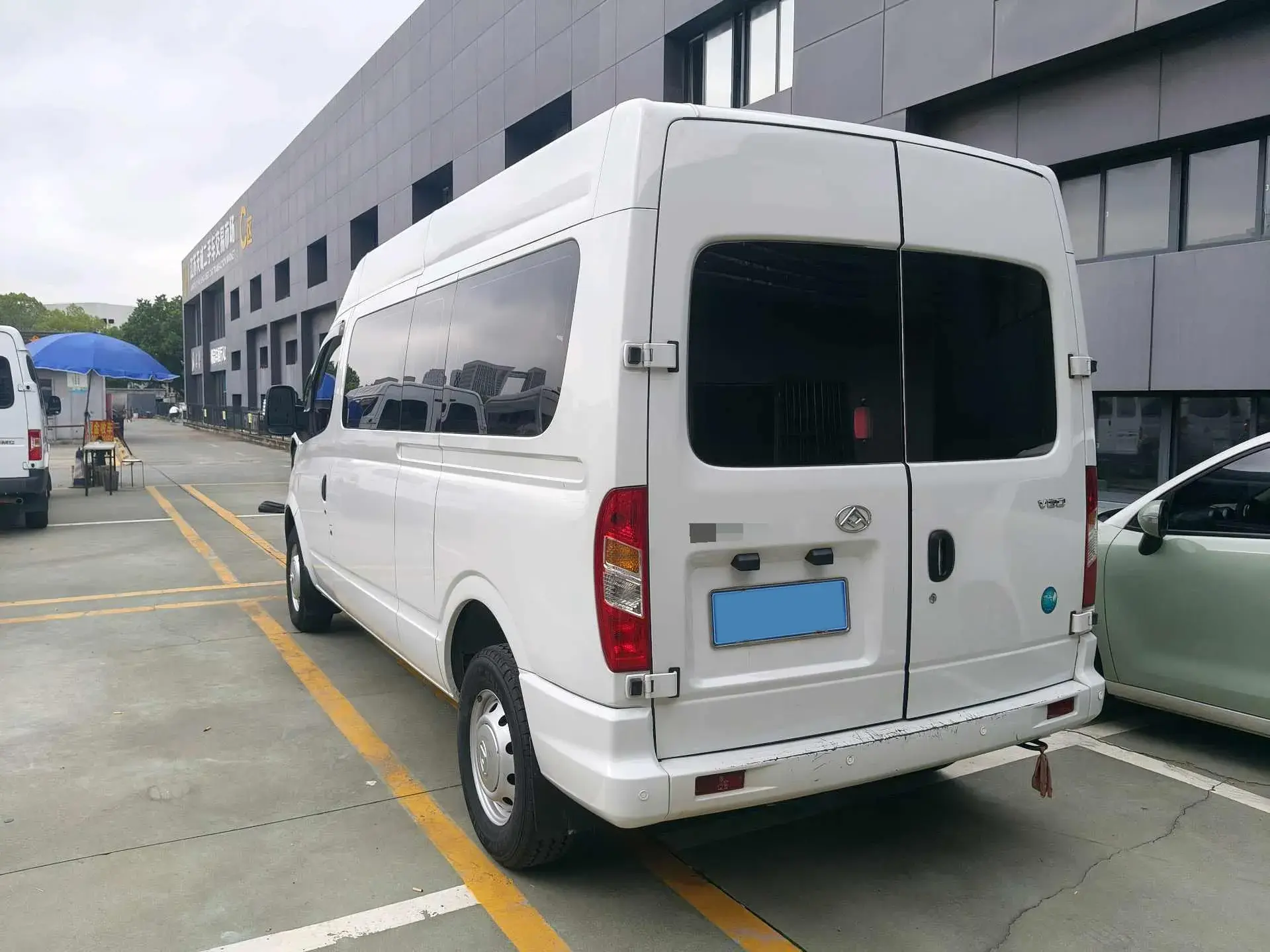 2023 MAXUS XINTU thumbnail 4