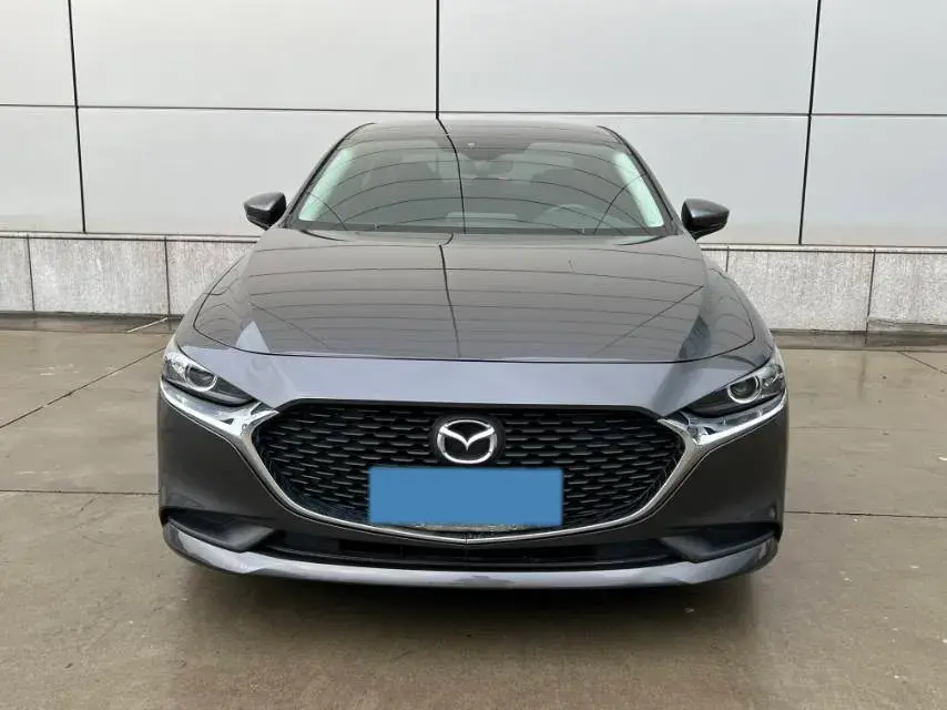 2021 MAZDA 3 thumbnail 2