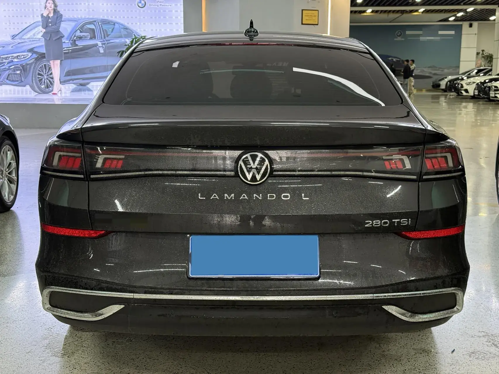 2023 VOLKSWAGEN LAMANDO thumbnail 4