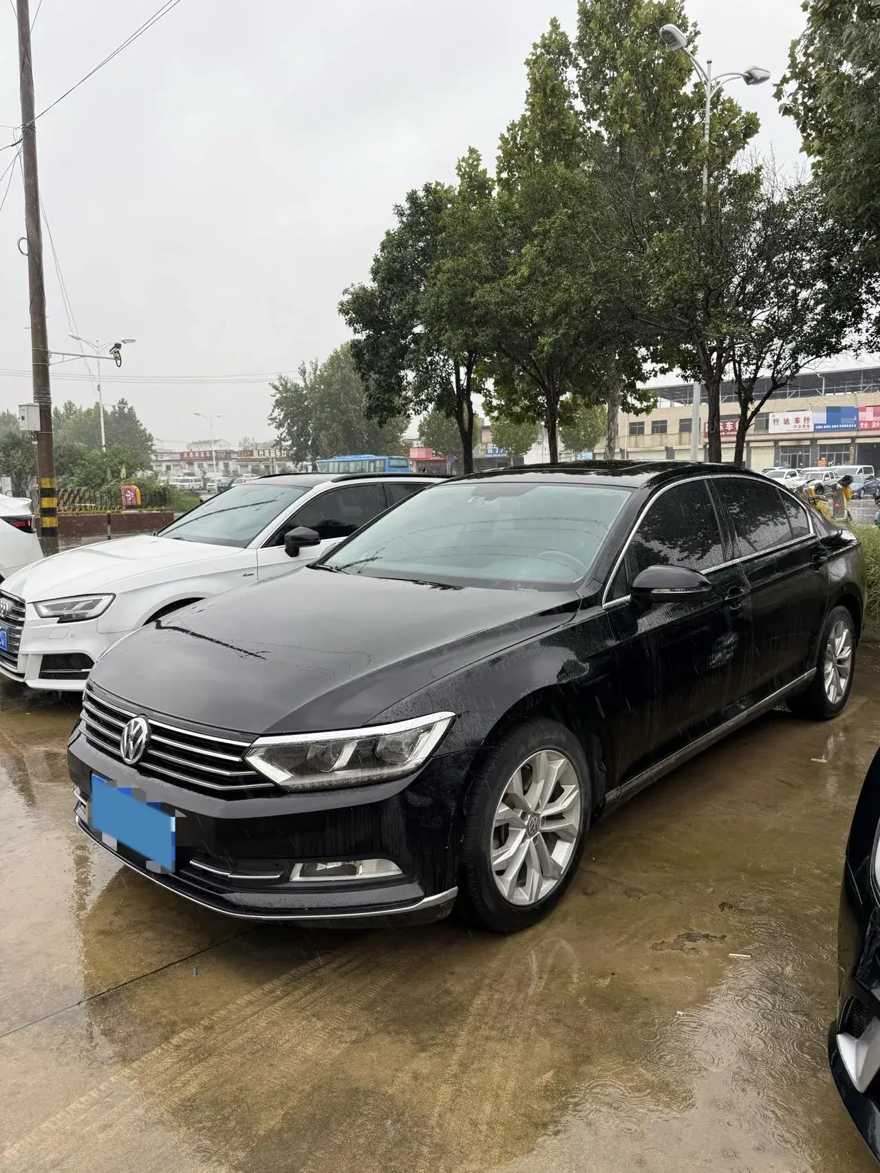 2018 VOLKSWAGEN MAGOTAN view 1