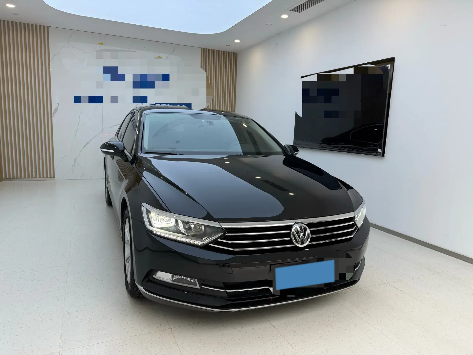 2019 VOLKSWAGEN MAGOTAN thumbnail 3