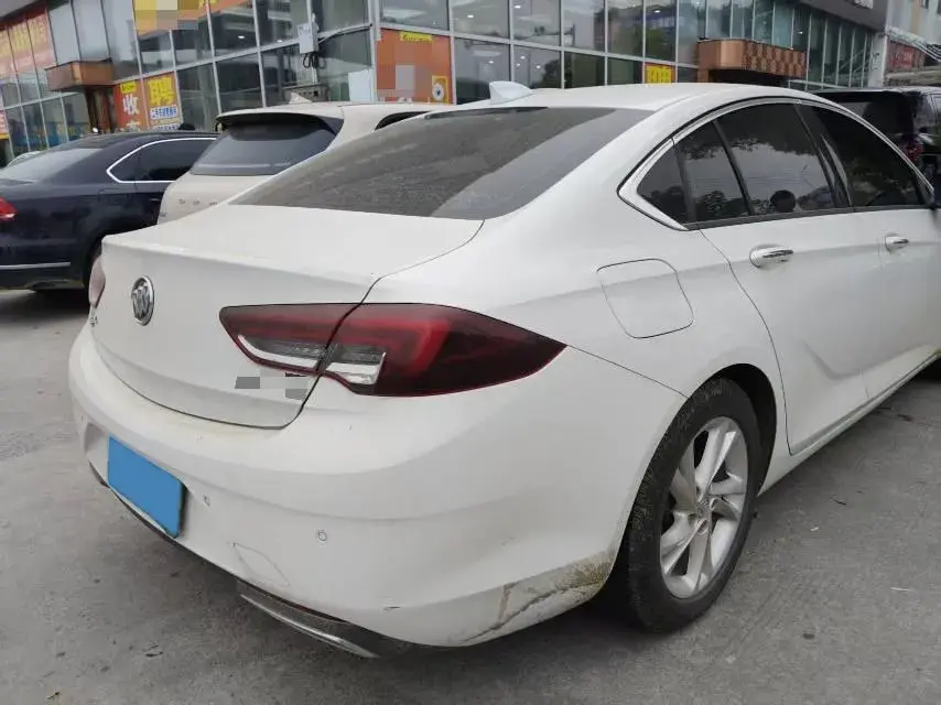 2020 BUICK REGAL thumbnail 3