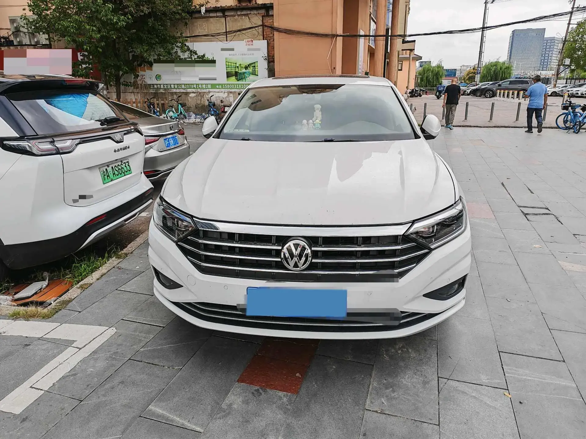 2021 VOLKSWAGEN SAGITAR thumbnail 2