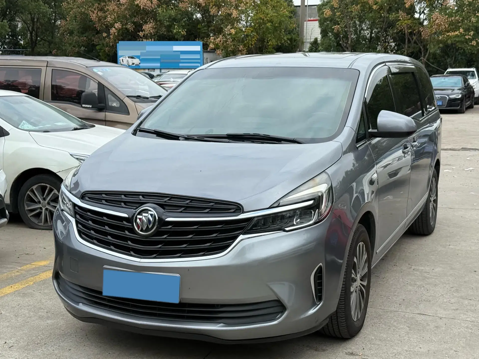 2021 BUICK GL8 view 1