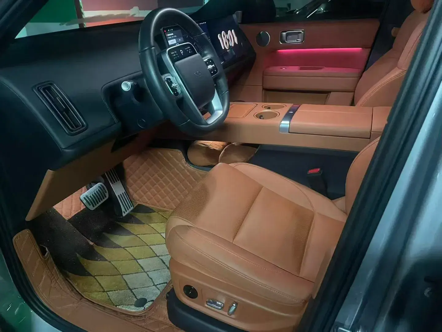 2024 LI L6 thumbnail 2