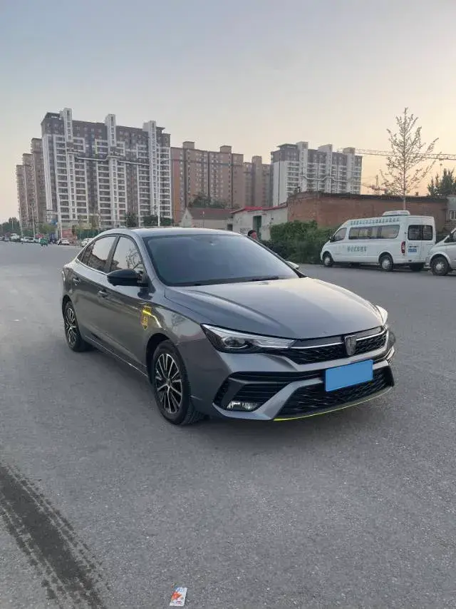 2021 ROEWE I5 thumbnail 3