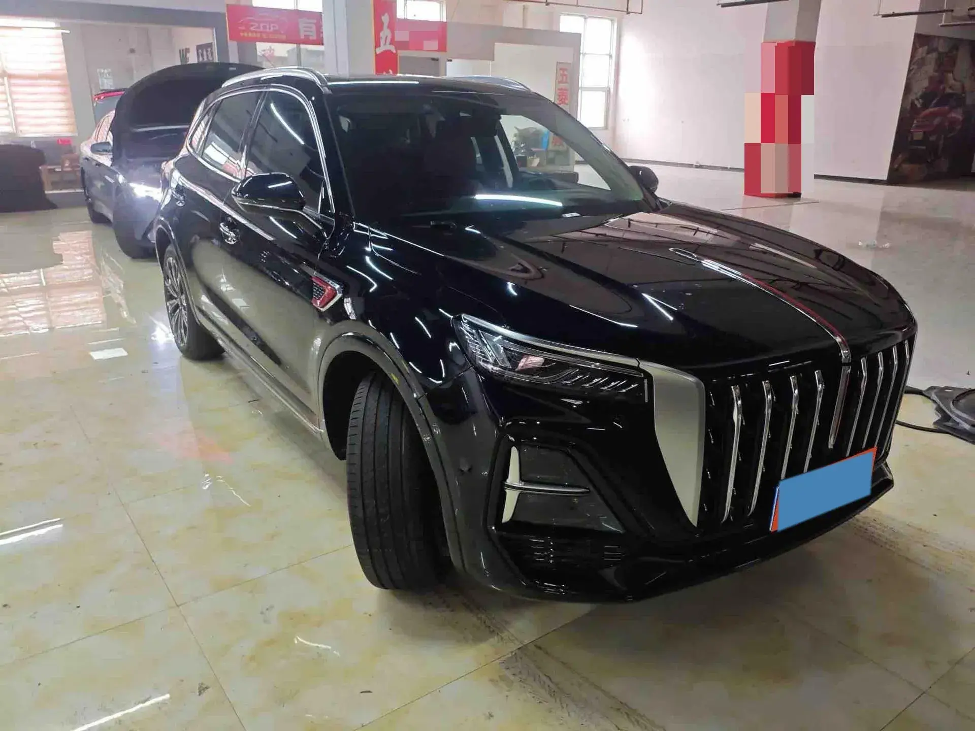 2023 HONGQI HS5 thumbnail 3