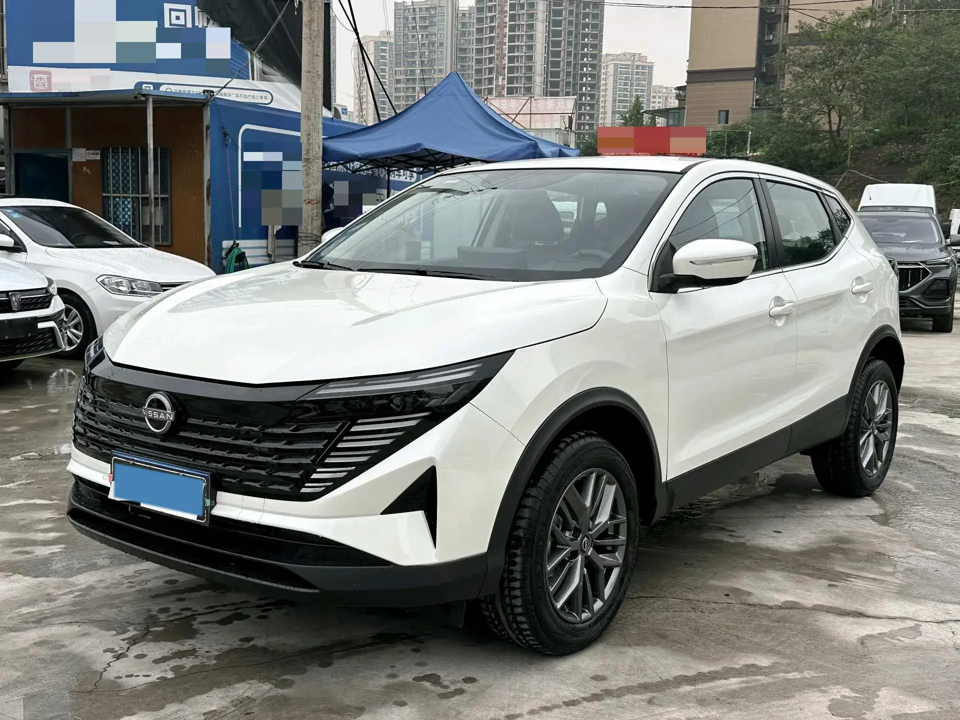 2025 NISSAN QASHQAI view 1