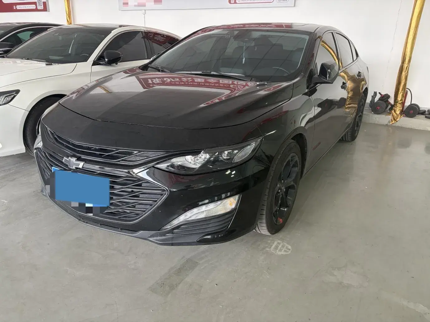 2023 CHEVROLET MALIBU view 1