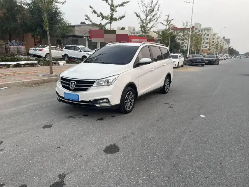2021 BAOJUN 730 view 1