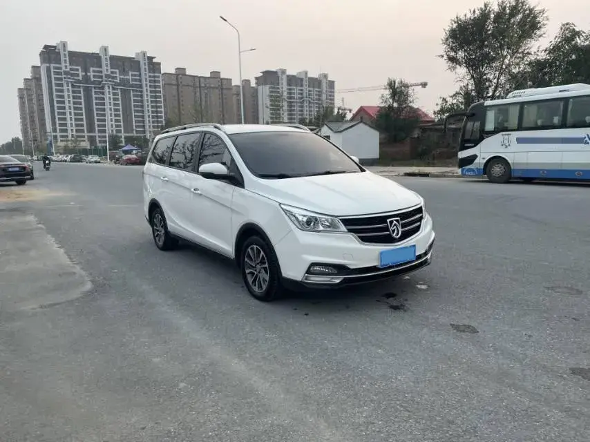 2021 BAOJUN 730 thumbnail 3