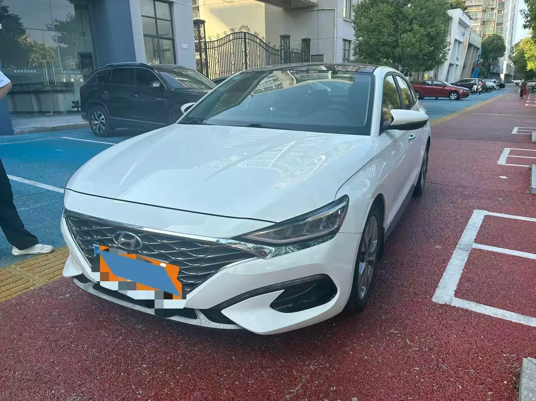 2019 HYUNDAI LA view 1