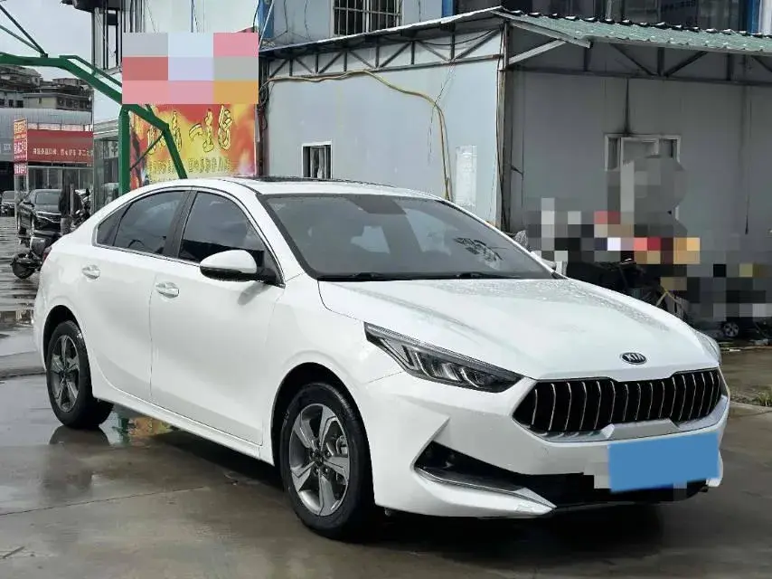 2020 KIA K3 thumbnail 3