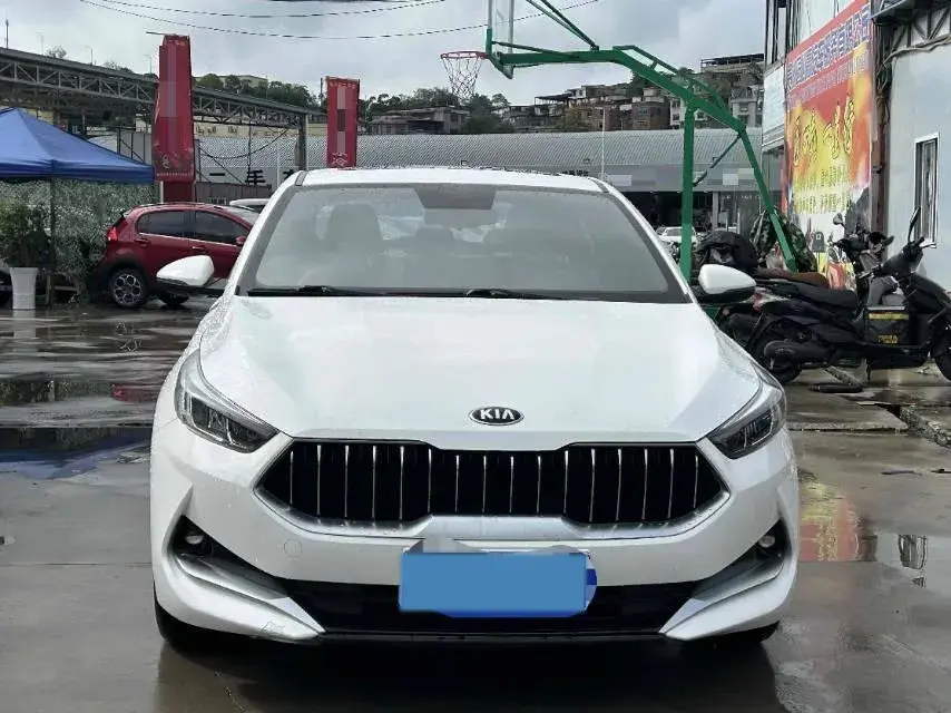 2020 KIA K3 thumbnail 2