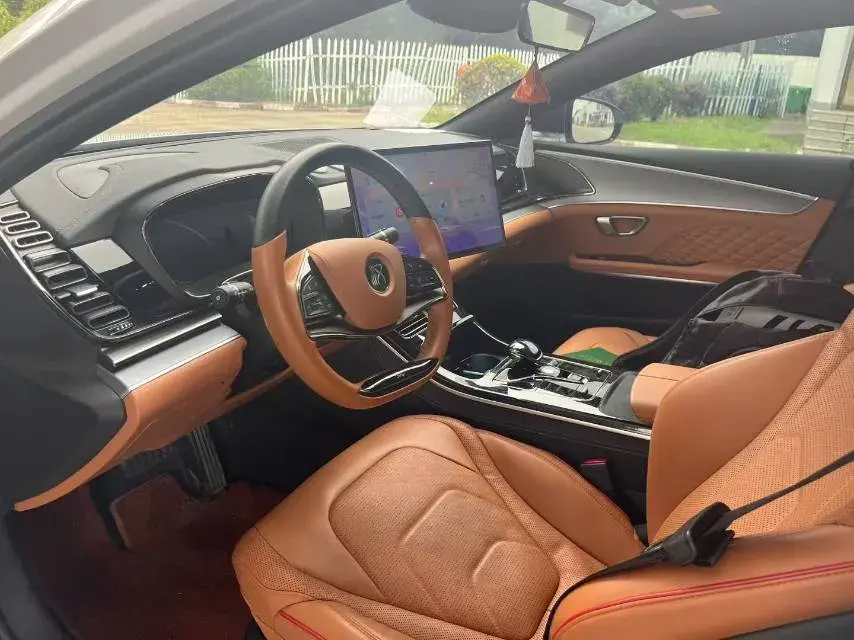 2022 BYD HAN thumbnail 3