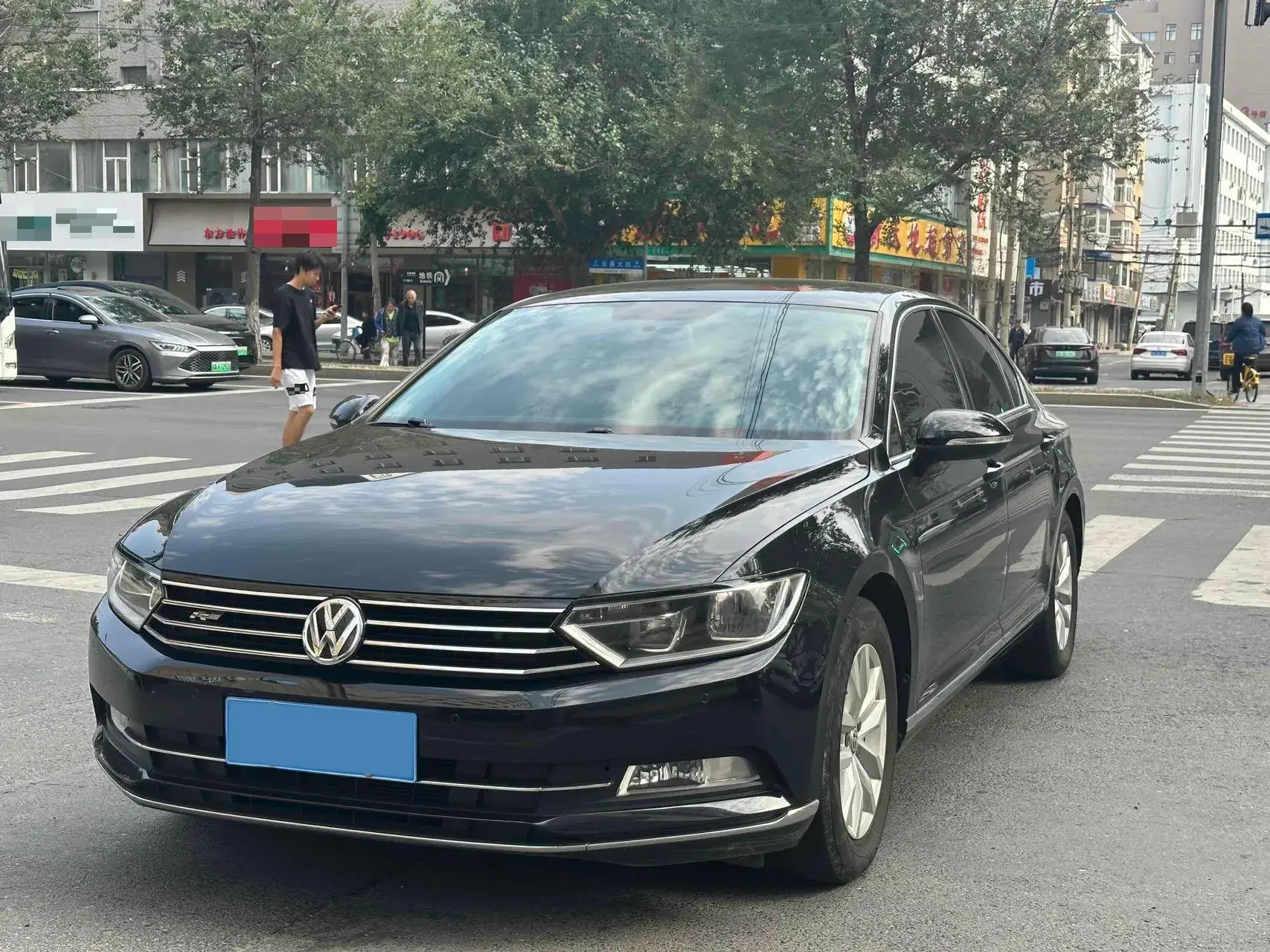 2019 VOLKSWAGEN MAGOTAN view 1