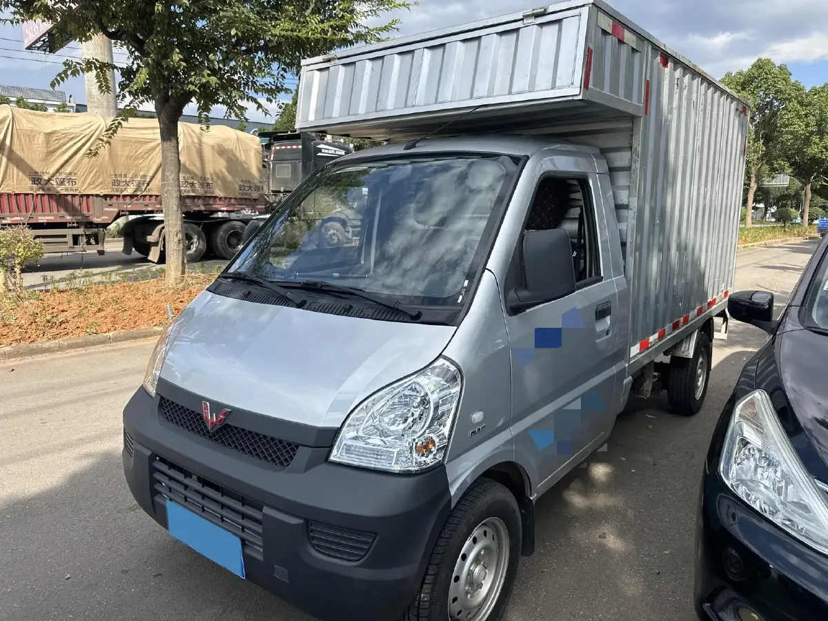 2020 WuLing RongGuang Mini Truck Special 1.5L 99HP L4 5MT,autocango,china used car exporter,china ev exporter,chinese used car exporter,chinese used ev exporter