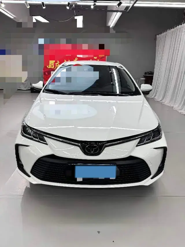 2021 TOYOTA COROLLA thumbnail 3