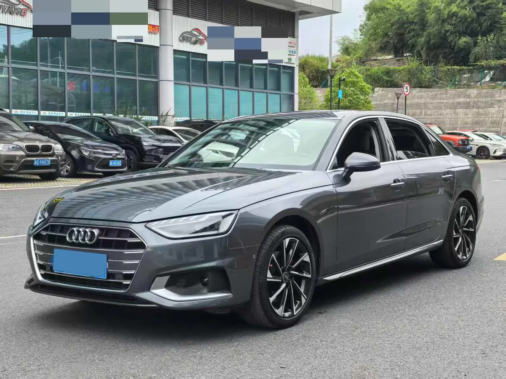 2020 AUDI A4L view 1