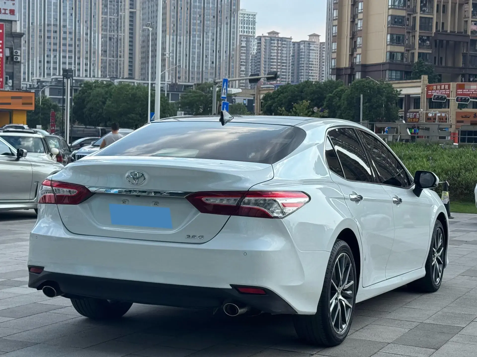 2021 TOYOTA CAMRY thumbnail 4
