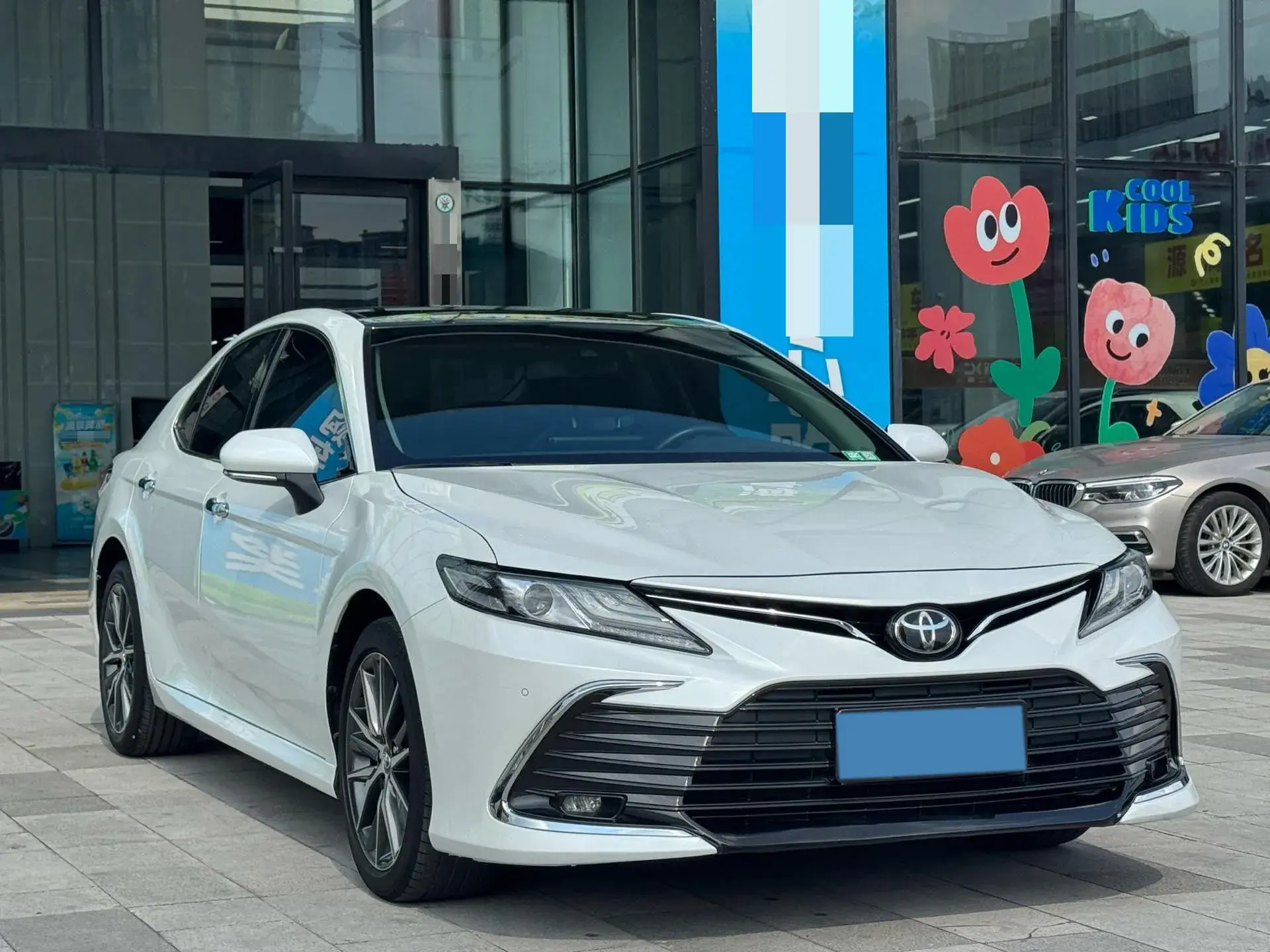 2021 TOYOTA CAMRY thumbnail 3