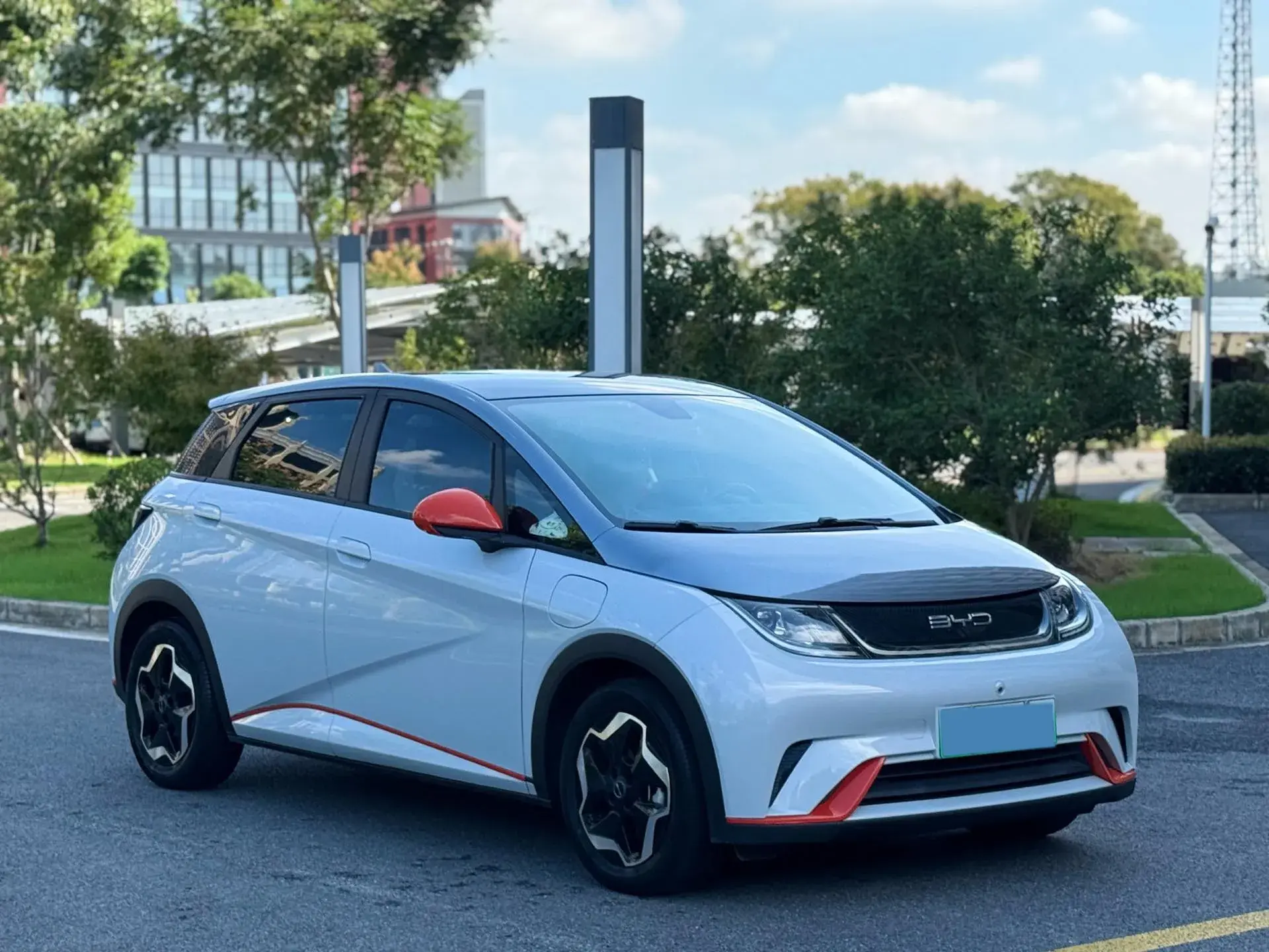 2021 BYD DOLPHIN thumbnail 3