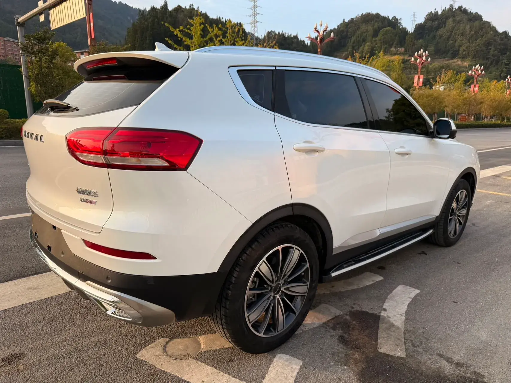 2021 HAVAL H6 thumbnail 3