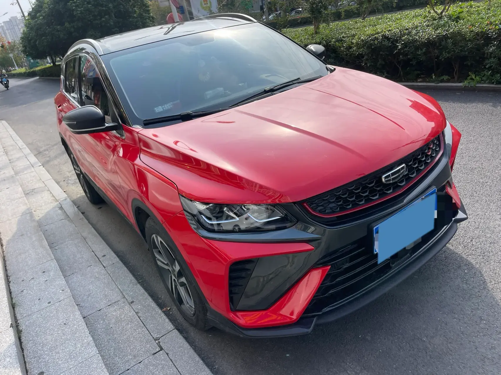 2021 GEELY COOLRAY thumbnail 2