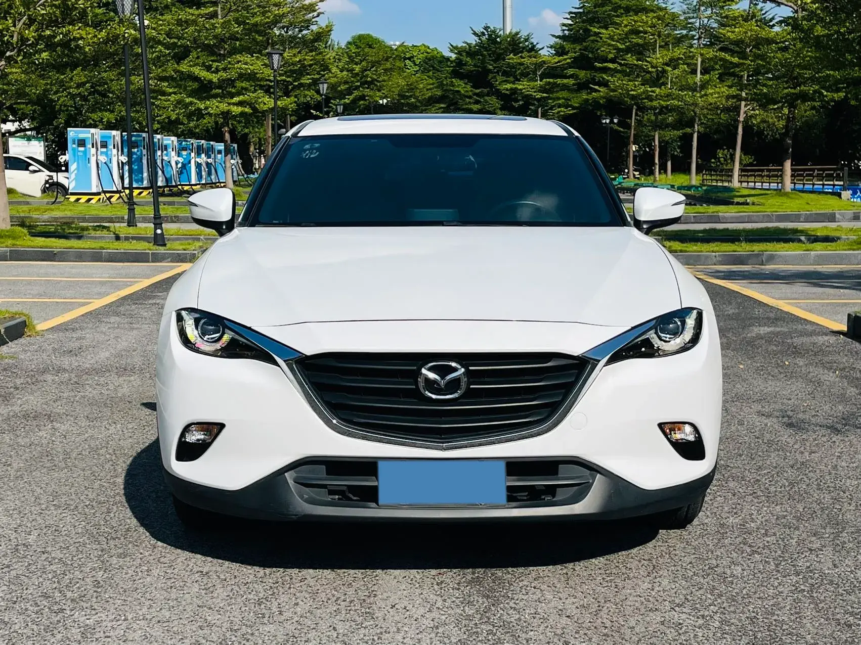 2018 MAZDA CX-4 thumbnail 2
