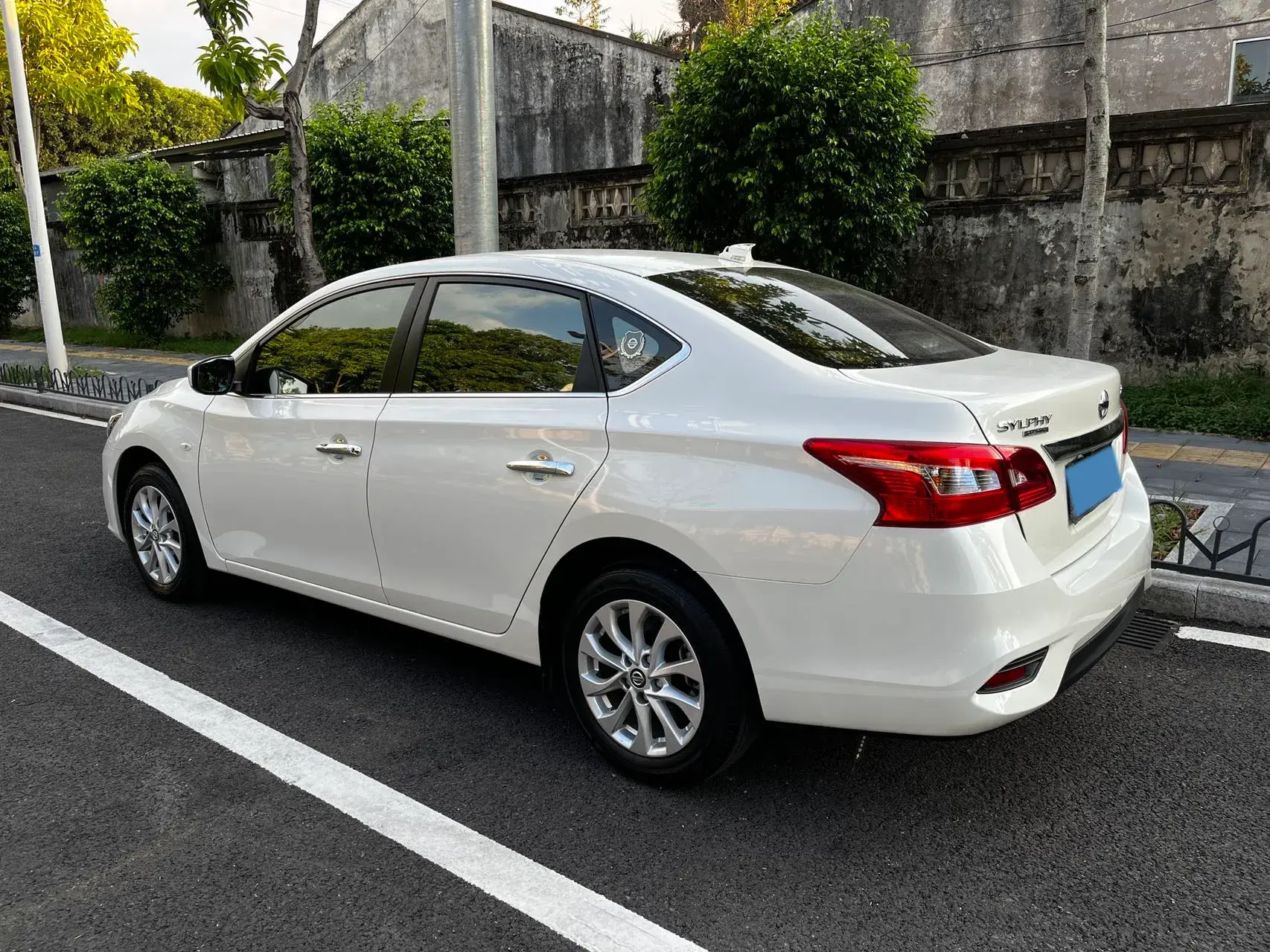 2024 NISSAN SYLPHY thumbnail 4