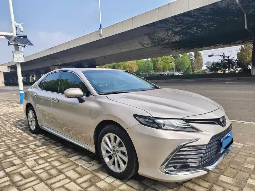 2023 TOYOTA CAMRY thumbnail 2