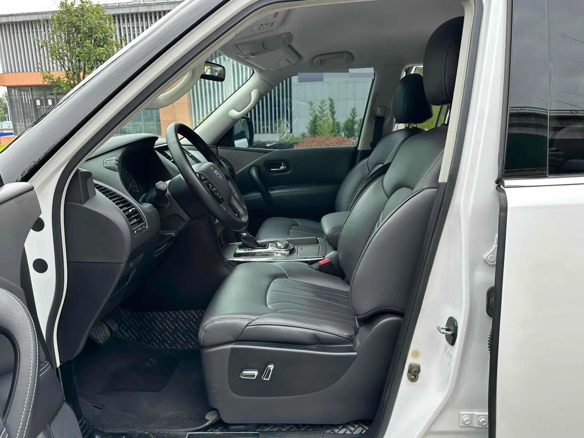 2020 NISSAN TERRA thumbnail 4