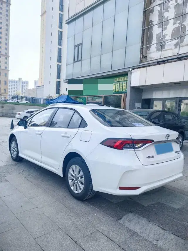 2024 TOYOTA COROLLA thumbnail 4