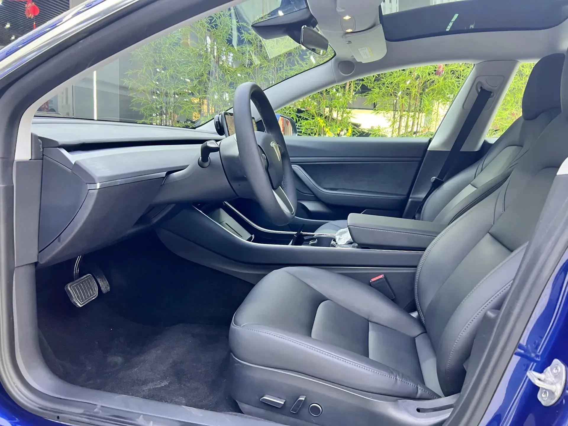 2020 TESLA MODEL thumbnail 2