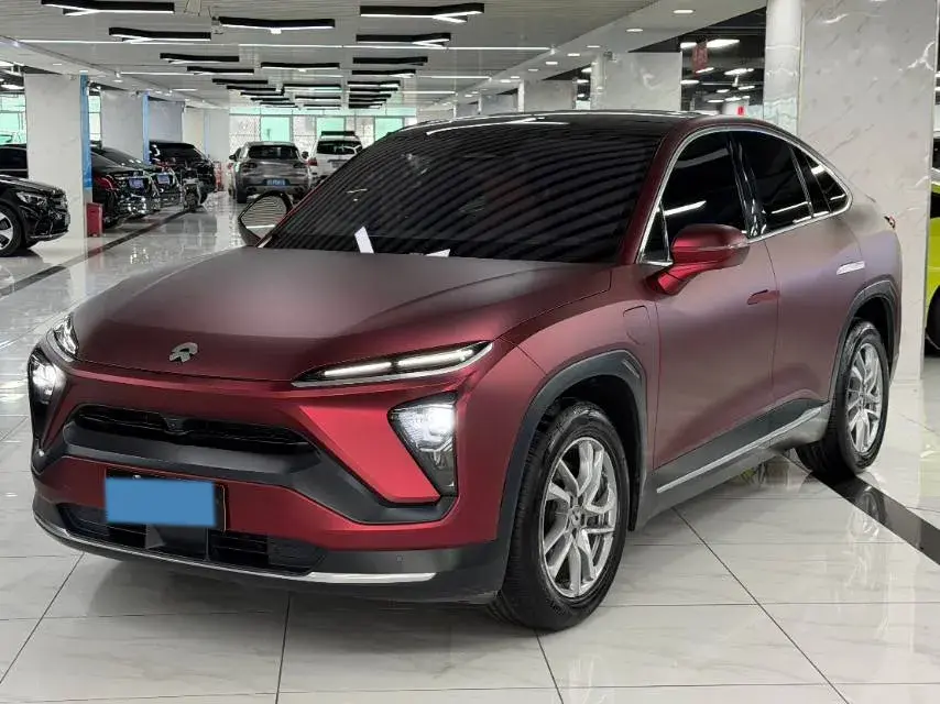 2020 NIO EC6 view 1