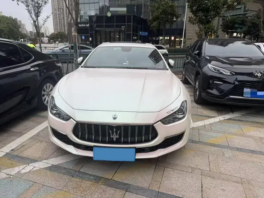 2022 MASERATI GHIBLI thumbnail 2