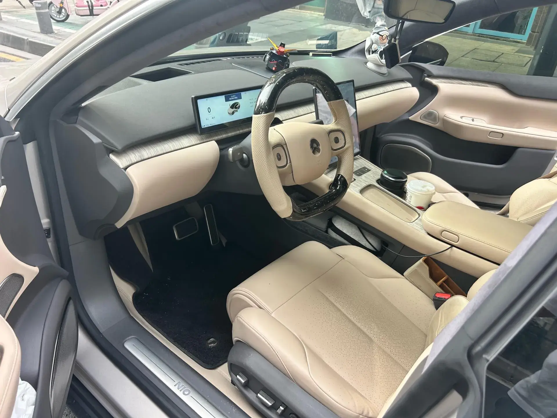 2023 NIO ET7 thumbnail 2