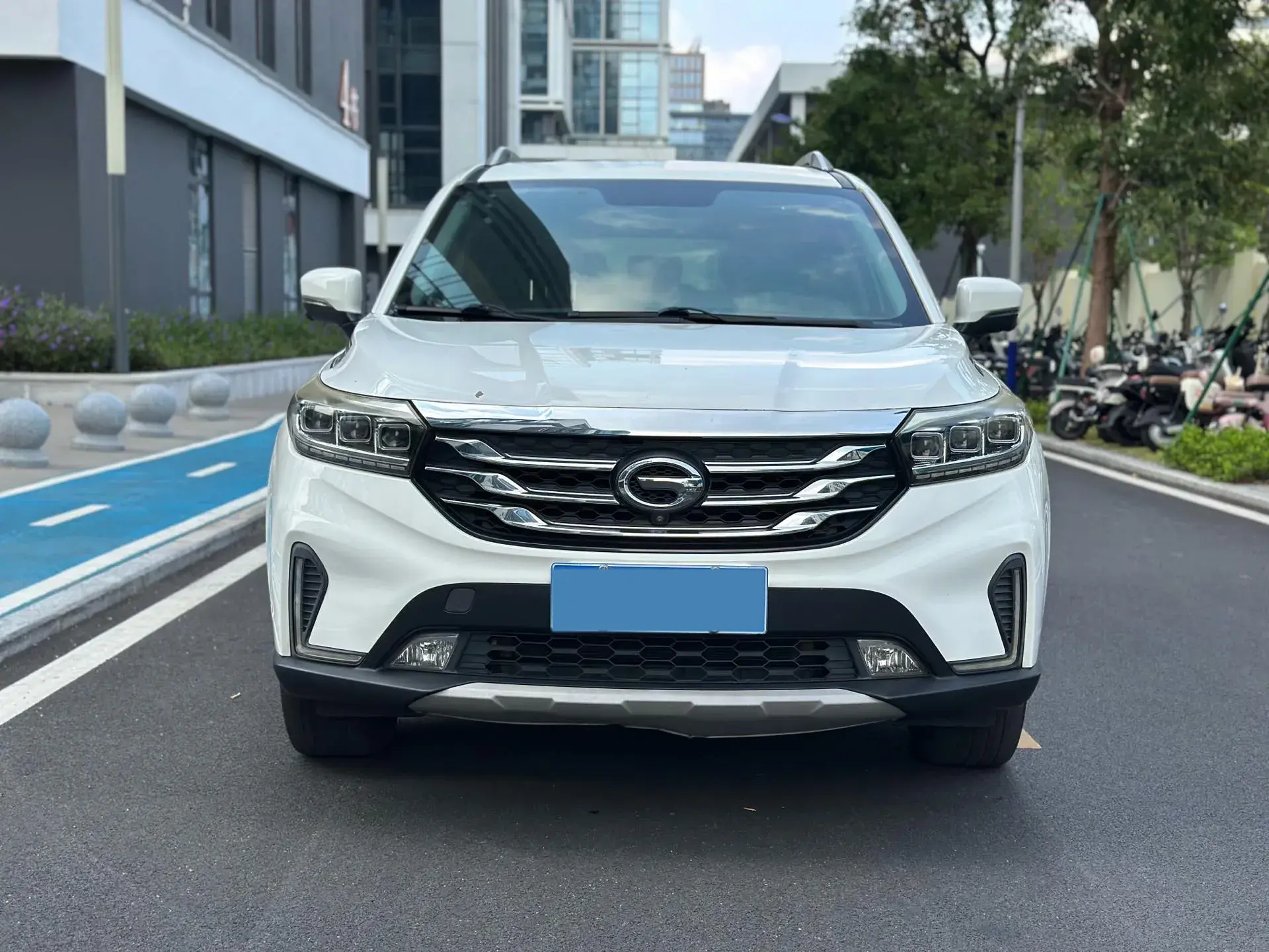 2018 GAC TRUMPCHI thumbnail 2