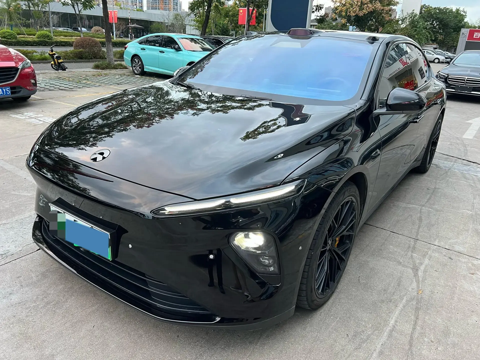 2021 VOLKSWAGEN ID.6 view 1