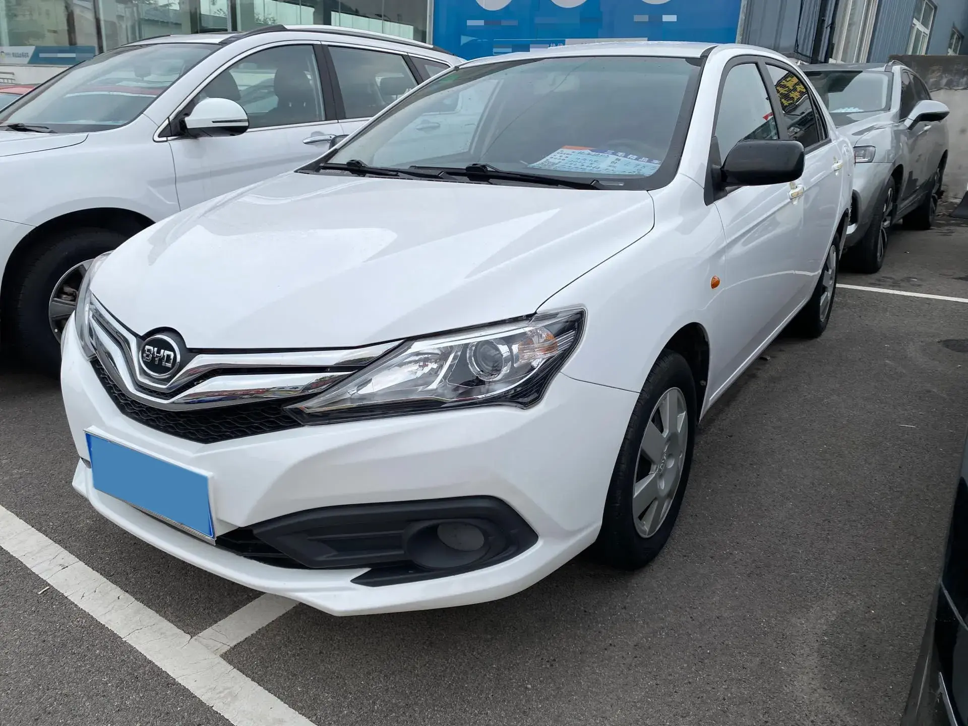 2020 BYD F3 view 1